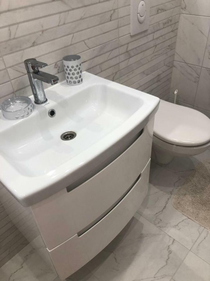 New Appartment In Yuzhny Juzjne Eksteriør bilde